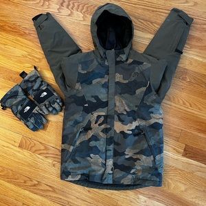 Boys ski jacket and matching gloves